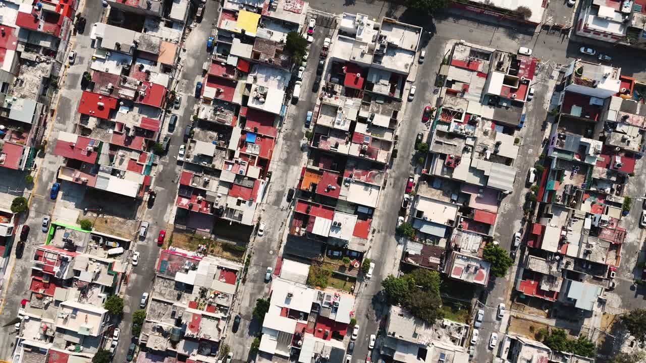 estudio de drones de los extensos suburbios de la ciudad de méxico, ecatepec