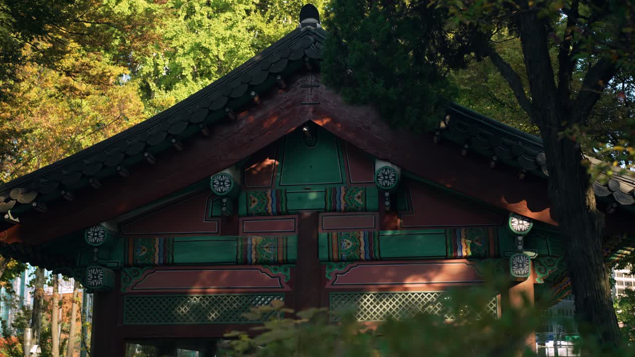 Old Korean Traditional Style Architecture Building Of Deoksugung Sarang Cafe In Seoul, South Korea. Sideways Shot
