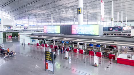 interior del aeropuerto