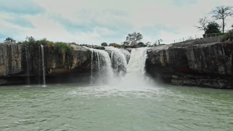 draya nur waterfall in buon me thuot, dak lak