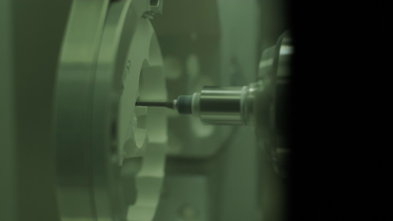 máquina de corte por cnc de coronas de zirconia a partir de circonia sin cocer