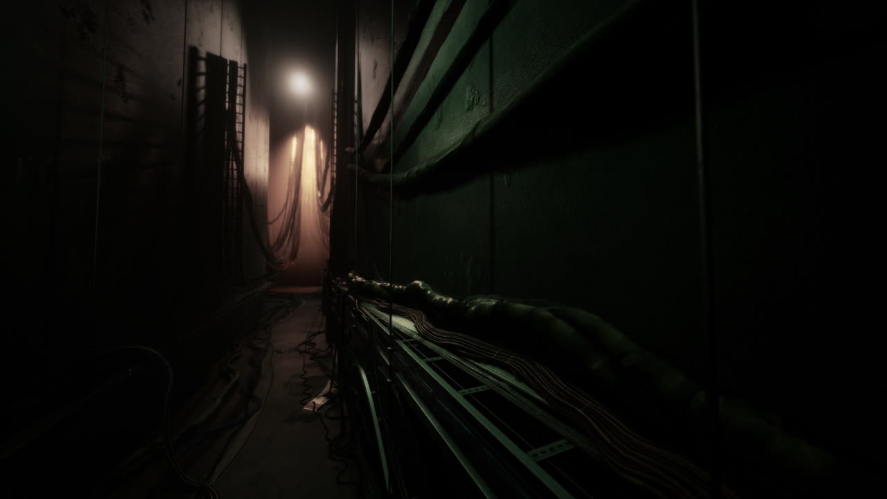 темный и жуткий подземный туннель