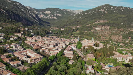 Panoramic-Aerial-View-Of-The-Valldemossa-Charterhouse-Palace-In-Valldemossa,-Mallorca-Spain