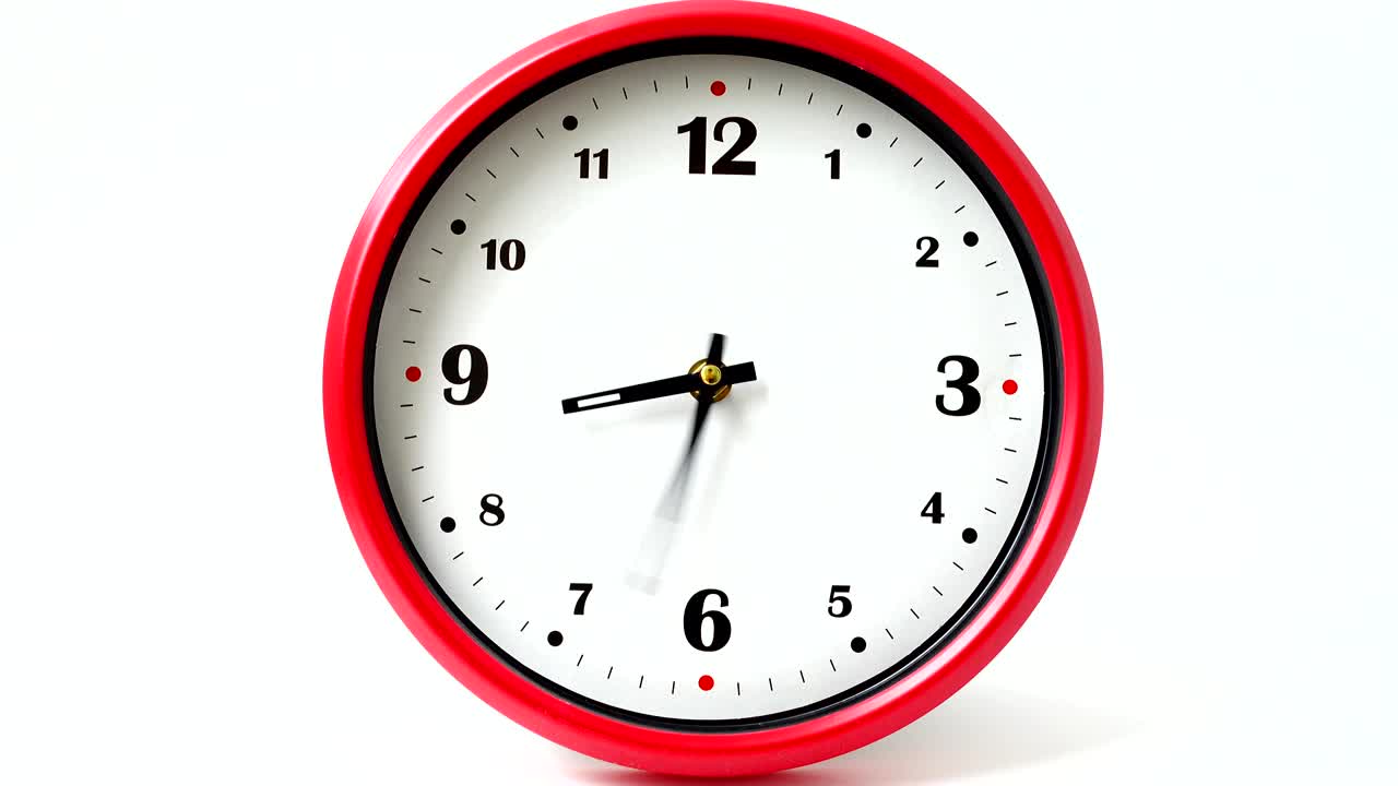 disparo de horas. lapso de tiempo. la manilla de la hora hace toda una revolución.