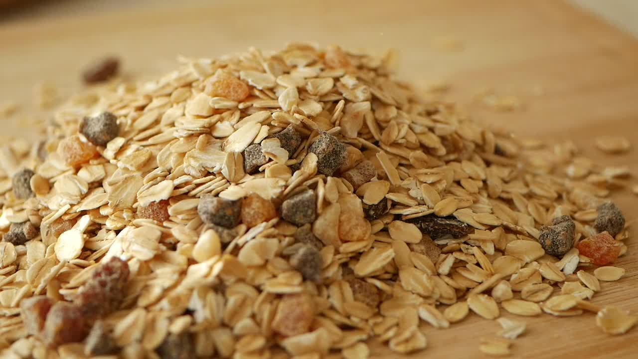 Oats with Dried Fruit
