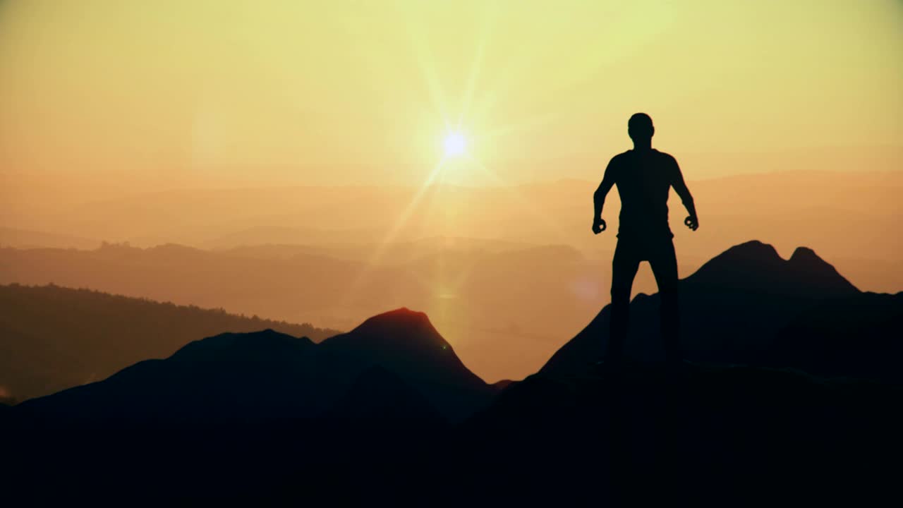 alcanzar la cumbre y hacer el grado