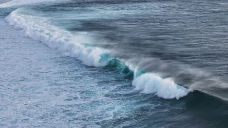 powerful ocean waves crashing on the shore