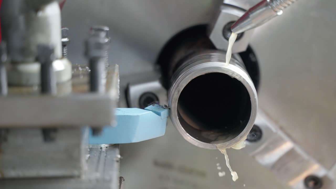 슈퍼 슬로우 모션 으로 작동 하는 도자기 의 클로즈업