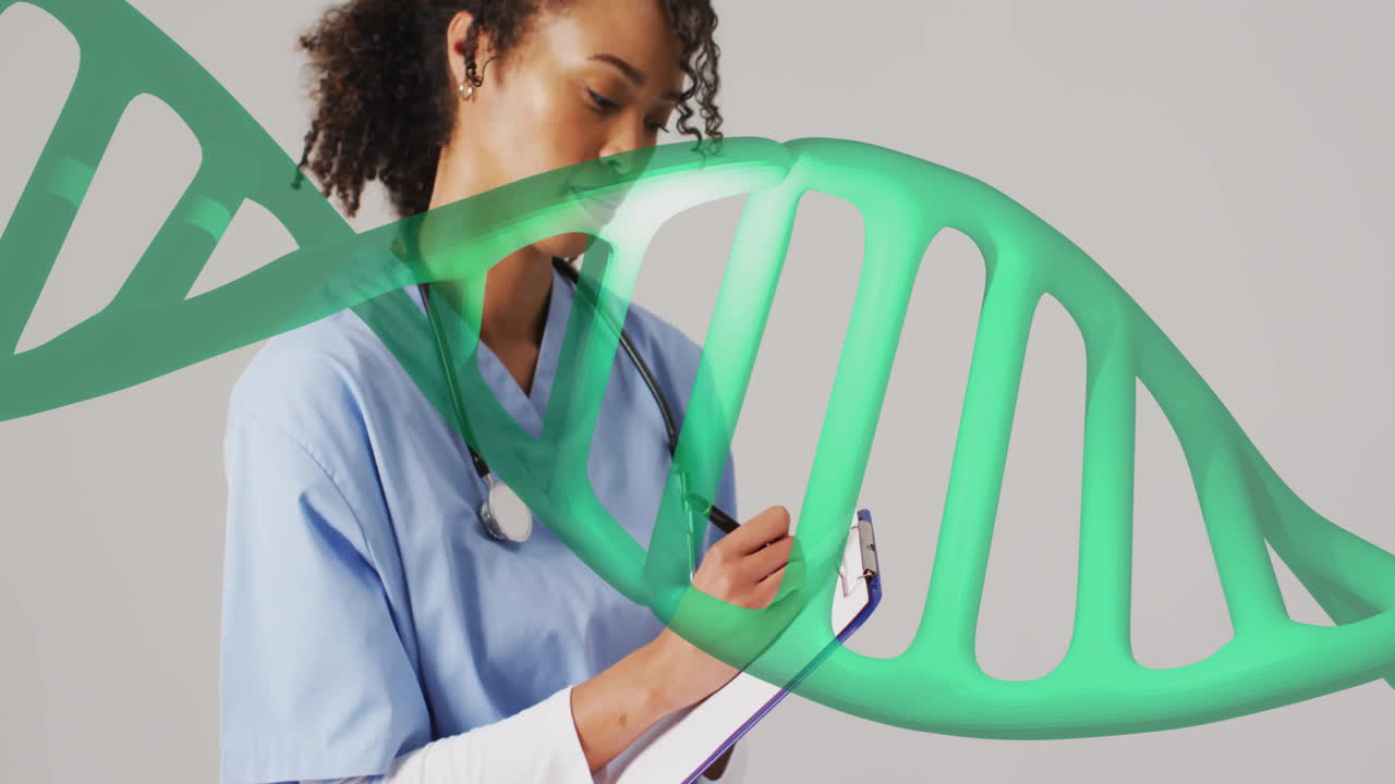 animación de cadena de adn sobre la escritura profesional médica en el clipboard
