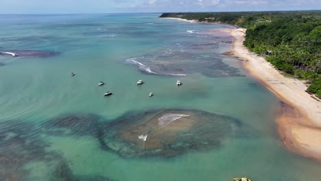 spiaggia dello specchio a trancoso bahia, brasile