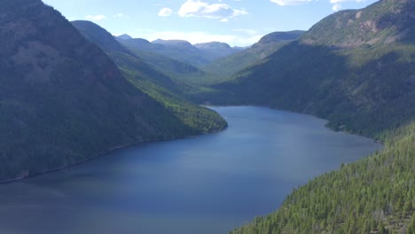 Tranquil-aerial-view-of-Moon-Lake-in-the-Uintas-of-Utah---dolly-back