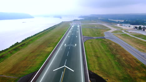 motion graphic illustration of runway at airport