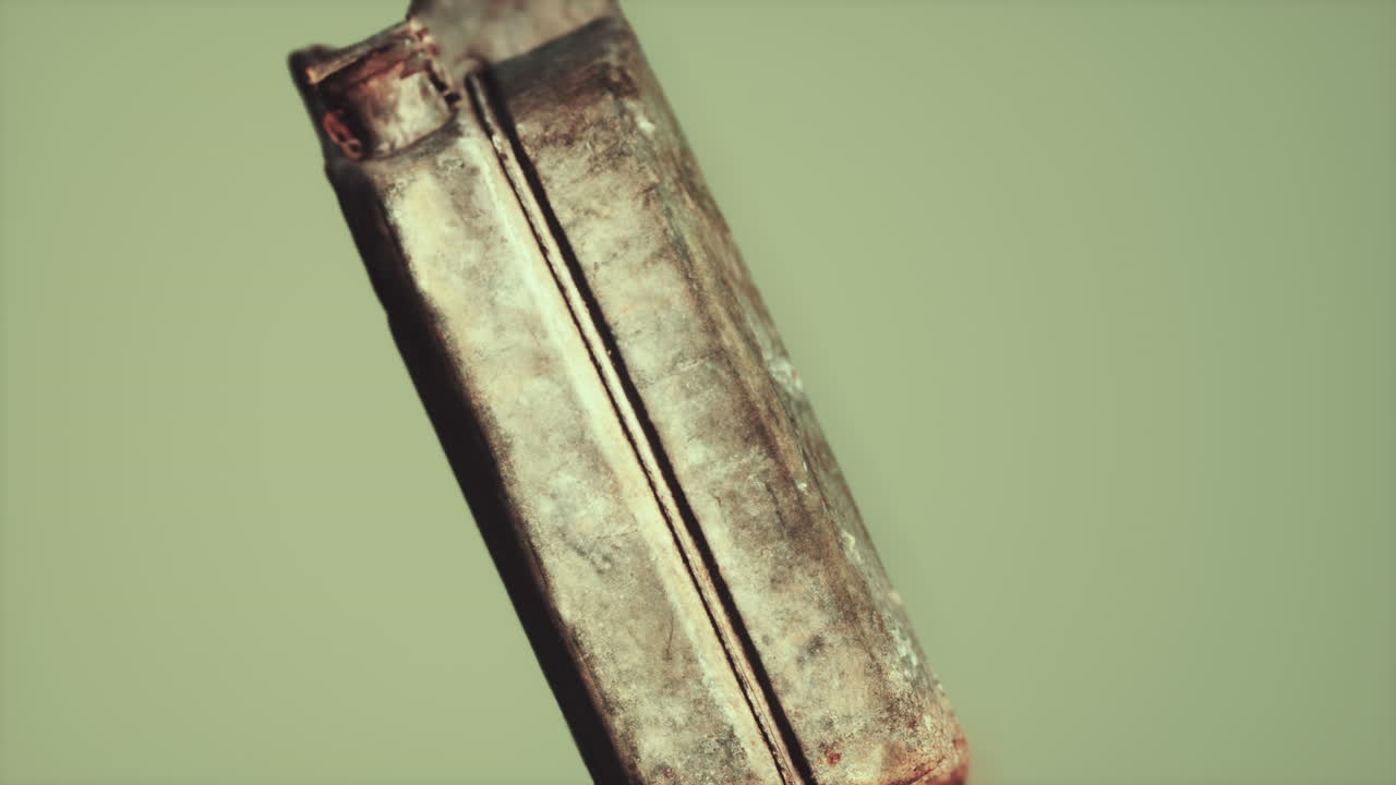 빈티지 군대 얼룩진 연료 제리칸