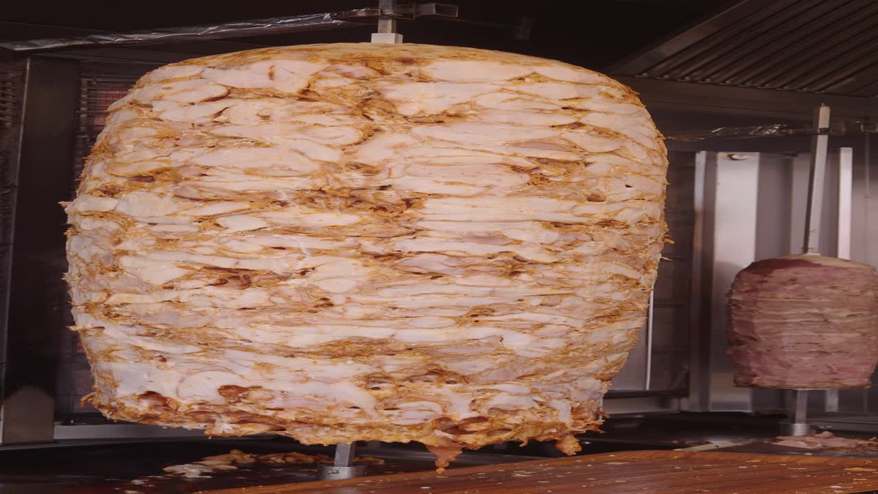 shawarma de pollo en un escupido