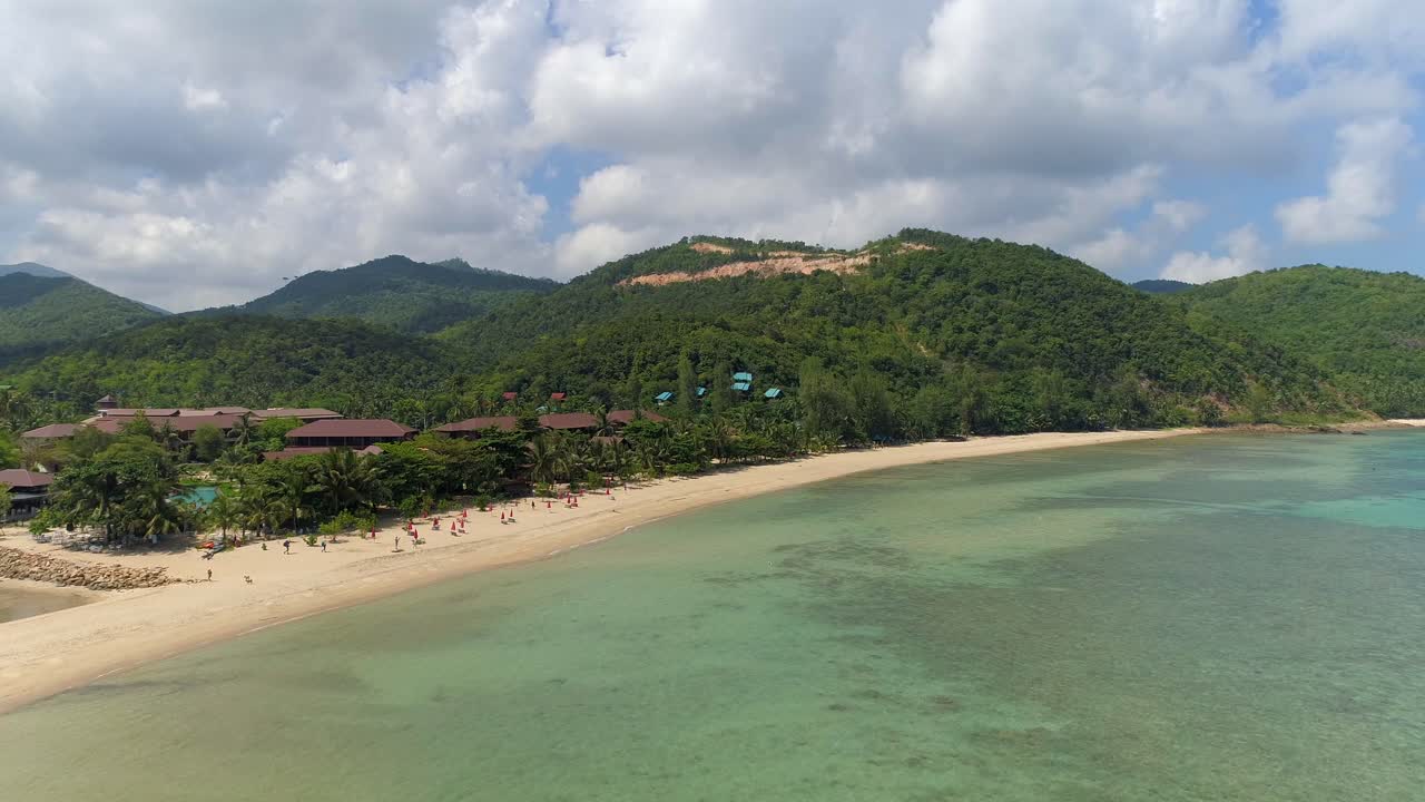 Mae Haad Beach - A Stunning Paradise