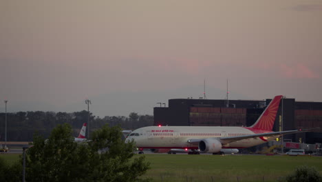 air india boeing 787-8 dreamliner at sunset