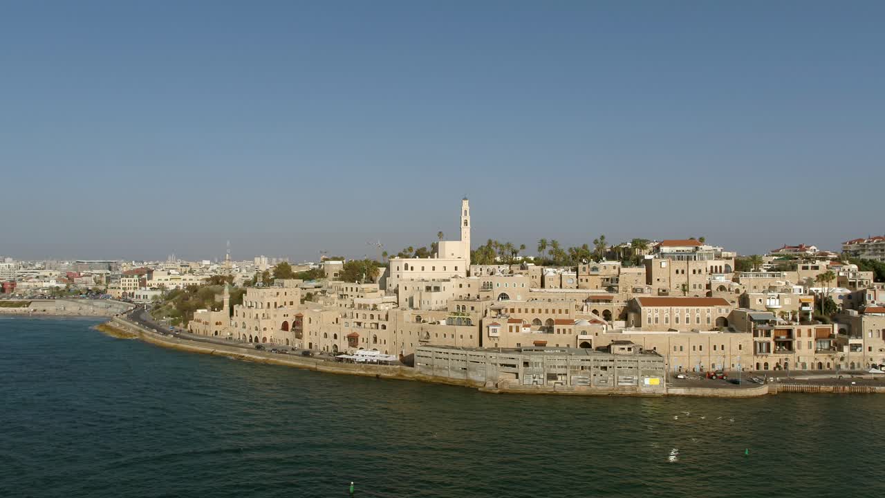 vista aérea del puerto de la ciudad vieja de jaffa y la costa de la marina con una vista general de jaffa y tel aviv