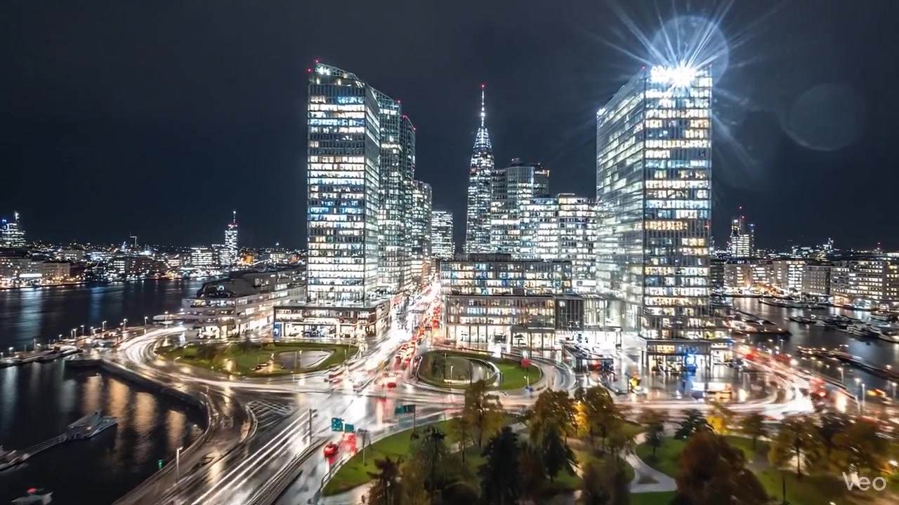Splendido paesaggio urbano notturno illuminato dalla pioggia: riflessi accattivanti e flusso di traffico dinamico sotto lo skyline urbano con luci scintillanti