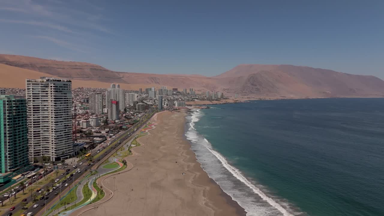 Iquique playa brava chile tarapaca Cavancha beach