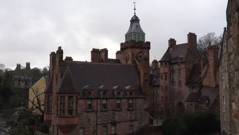 Historic-Victorian-architecture-in-Dean-Village,-Edinburgh-city