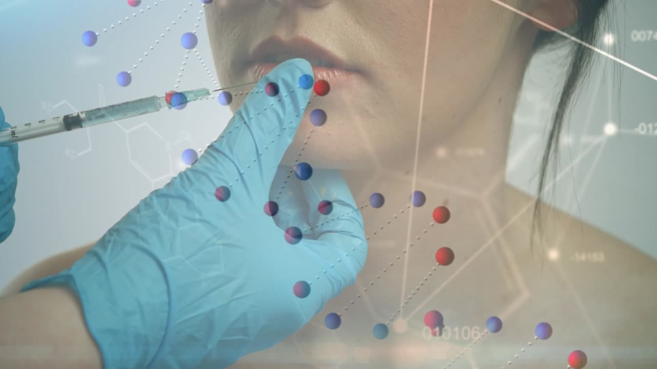 Animação de DNA girando sobre as mãos de um médico aplicando botox em uma mulher caucasiana.