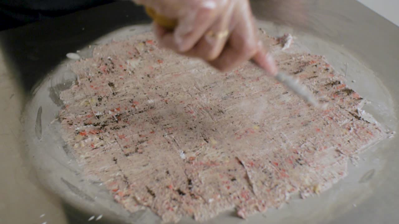 приготовление домашнего десерта с бритым льдом