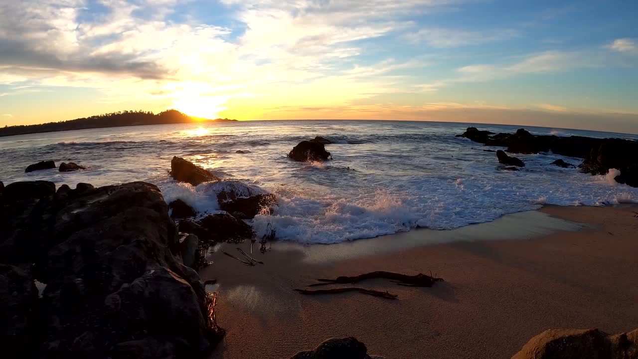 carmelo junto al mar en monterey, california