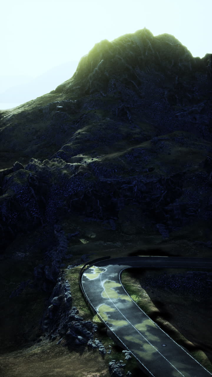 산을 가로지르는 휘어지는 길