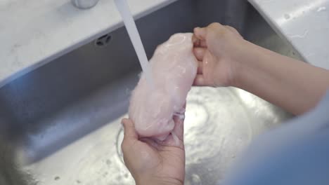 washing chicken breast before cooking