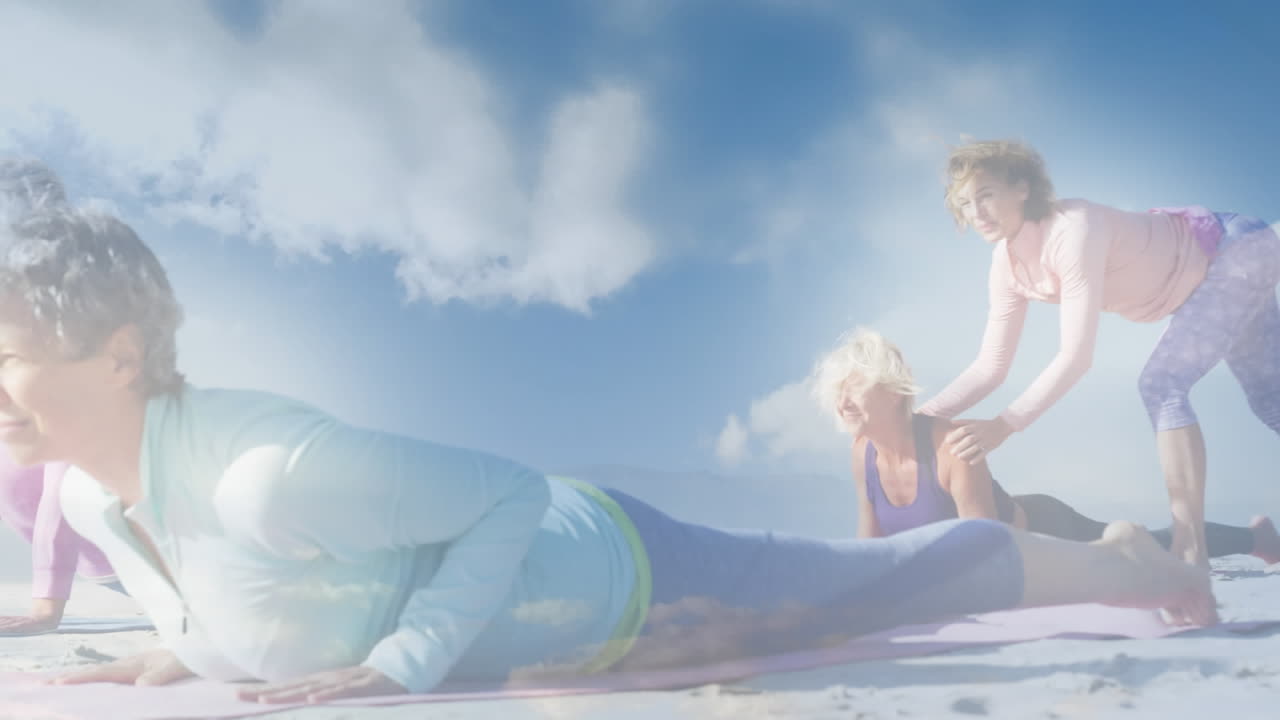 노인 여성 운동과 구름 배경 위에 반 ⁇ 이는 불빛의 애니메이션