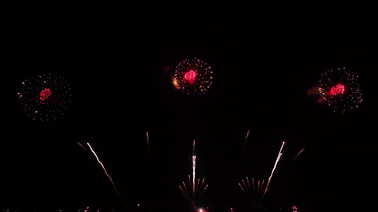 espectáculo de fuegos artificiales