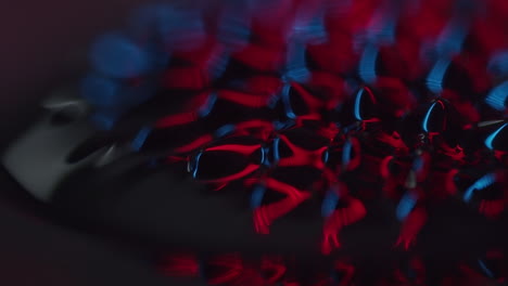 picos de formación de fluidos en una atmósfera abstracta oscura