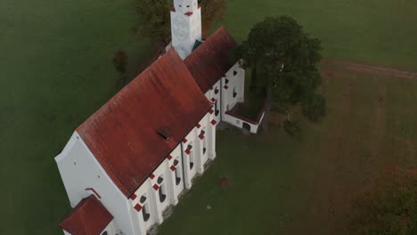 Neuschwanstein-Church-Misty-Morning-in-Autumn-|-4K-|-DJI-MAVIC-2-PRO-D-LOG---Perfect-for-colour-grading