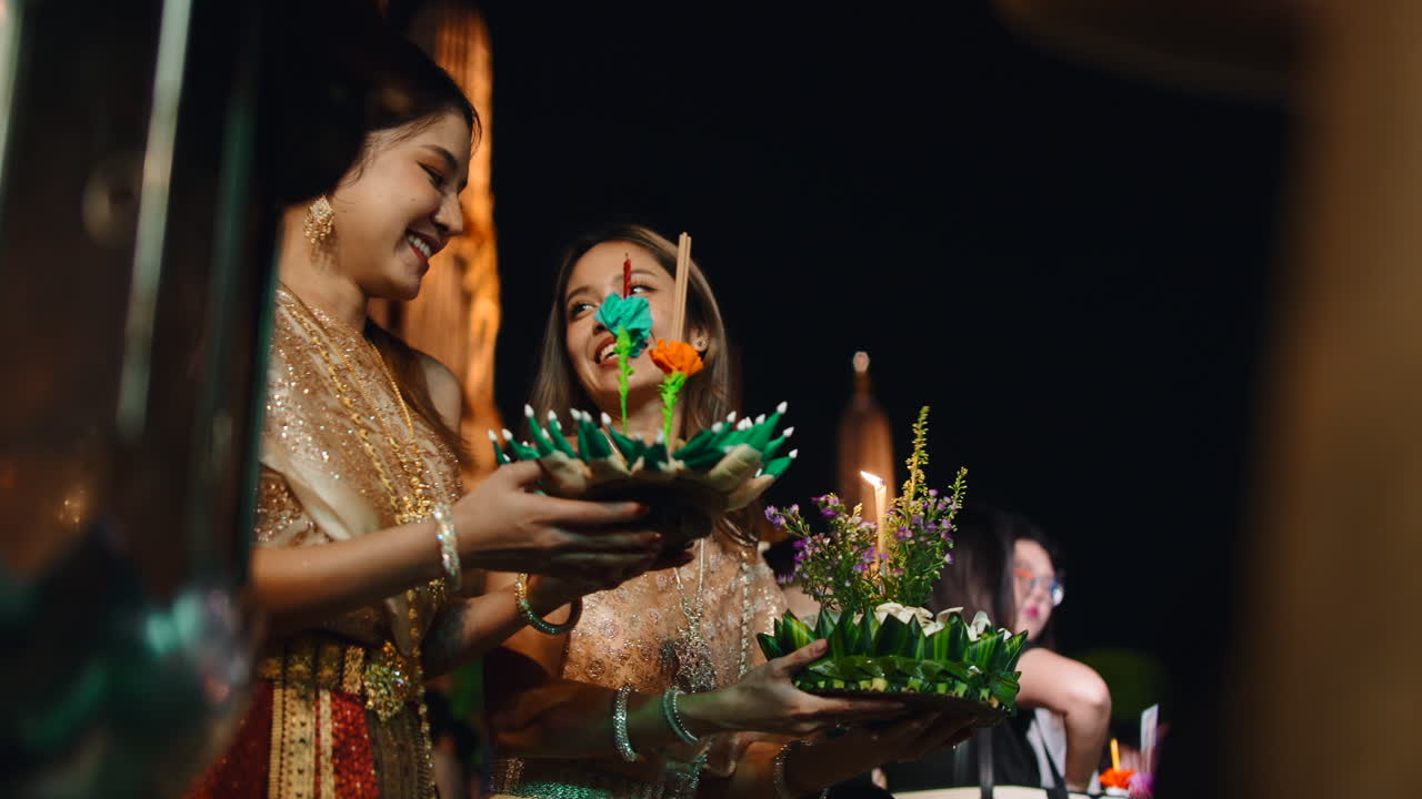 Celebración del festival Loy Krathong