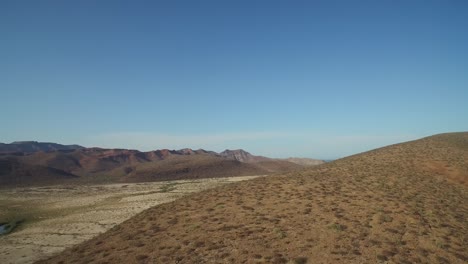 Aerial-shot-of-the-amazing-landscape-of-Espiritu-Island,-Archipielago-Espiritu-Santo-National-Park,-Baja-California-Sur