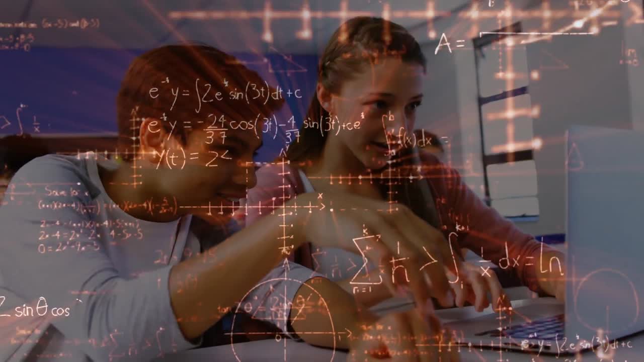 animación de ecuaciones matemáticas sobre escolares usando computadoras portátiles