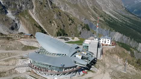 aerial views of the station pavillon du mont fréty