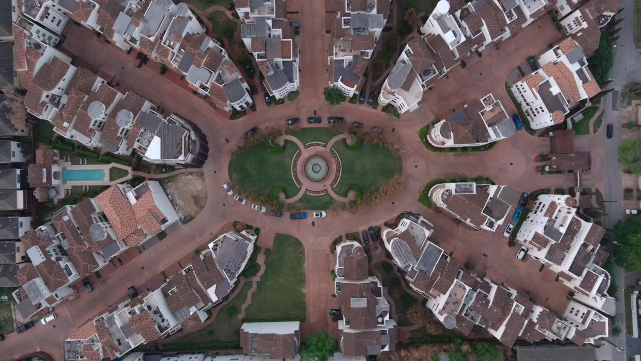 Vista aerea del ricco quartiere di Rice Military a Houston, Texas