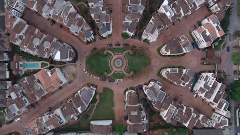 Vista-Panorámica-Del-Próspero-Barrio-Militar-De-Arroz-En-Houston,-Texas