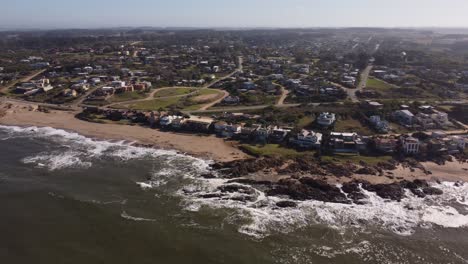 strong current waves of atlantic ocean at shores of el chorro punta del este uruguay