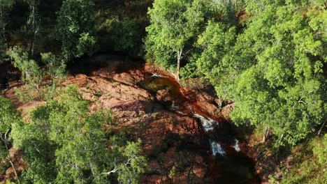 Vista-Aérea-De-Buley-Rockhole-Dentro-Del-Parque-Nacional-Litchfield-En-El-Territorio-Norte-De-Australia