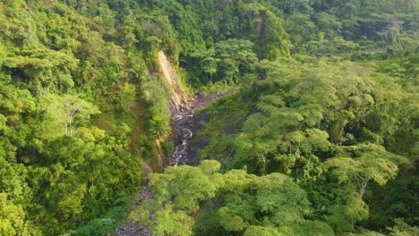 -Rio-Negro-Establish-Shot-Laguna-De-Fuquene-Risaralda,-Colombia-Aerial-Nature