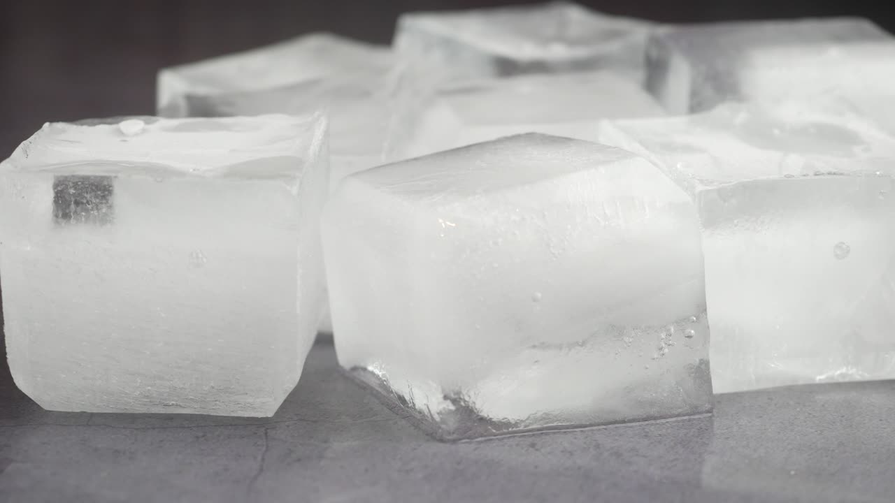 primer plano de cubitos de hielo