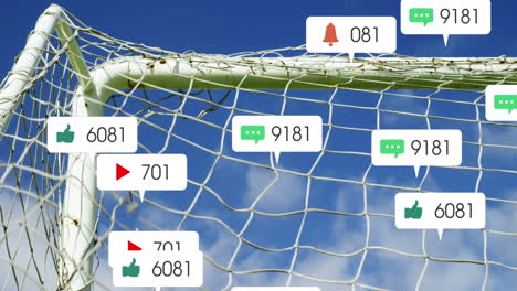 animación de iconos de redes sociales flotando contra el primer plano de un poste de gol