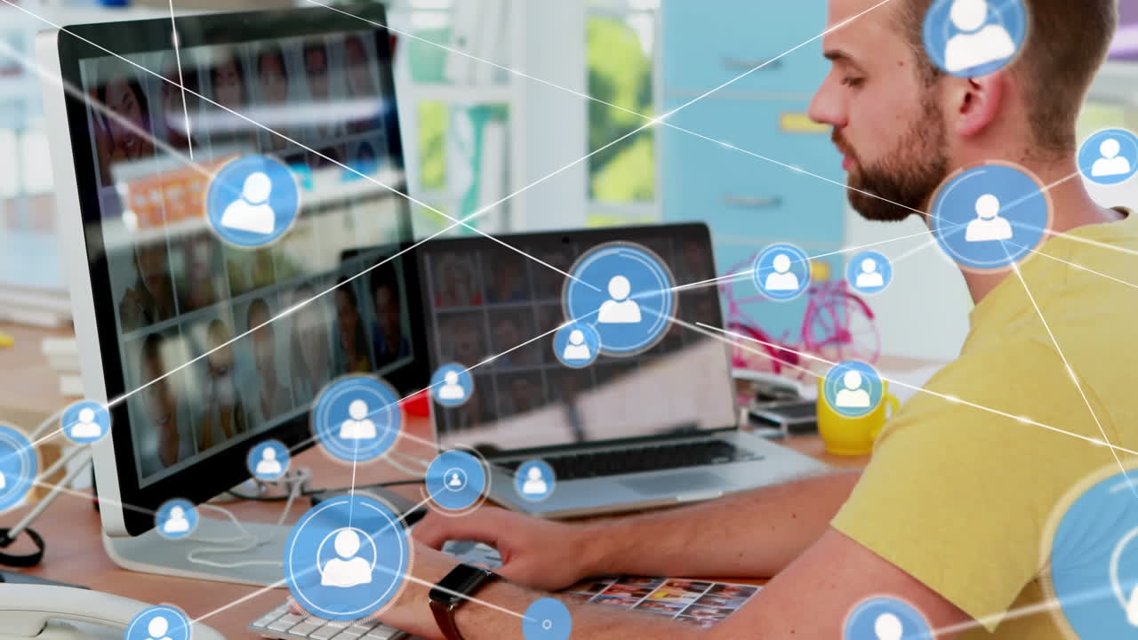 animación de la red de conexiones con las personas iconos sobre empresario caucásico usando computadora