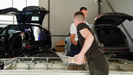 reparación y mantenimiento de automóviles