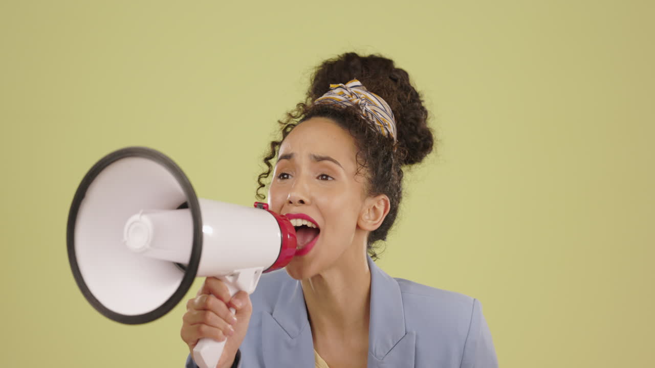 megáfono, motivación y anuncio