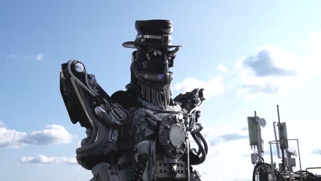 escultura automática mecánica
