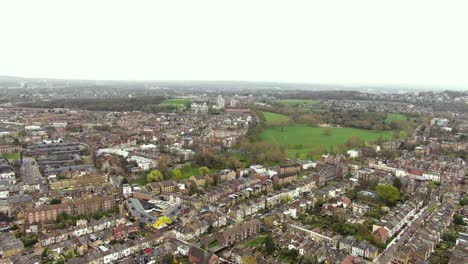 Top-view-of-the-houses-in-London