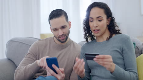 Comercio-Electrónico,-Teléfono-O-Pareja-Con-Tarjeta-De-Crédito